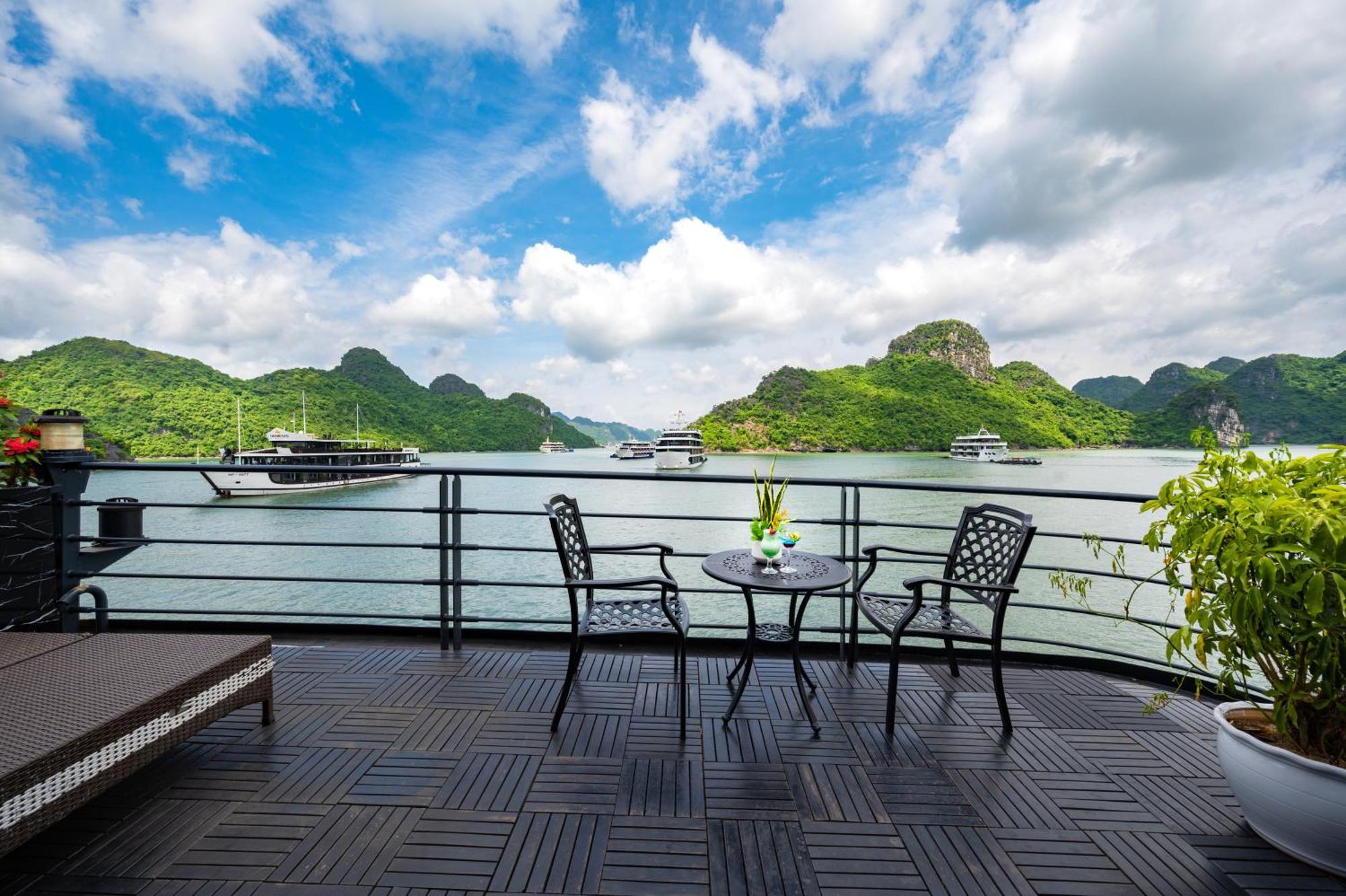 Velar Of The Sea Ha Long Exterior foto